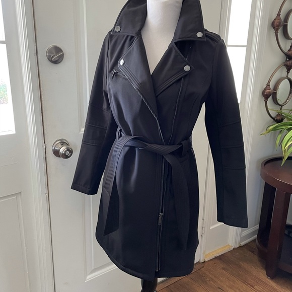 BCBGeneration Jackets & Blazers - Trench coat Size S